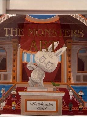The Monsters Art Paris the Louvre Exclusive Full Case